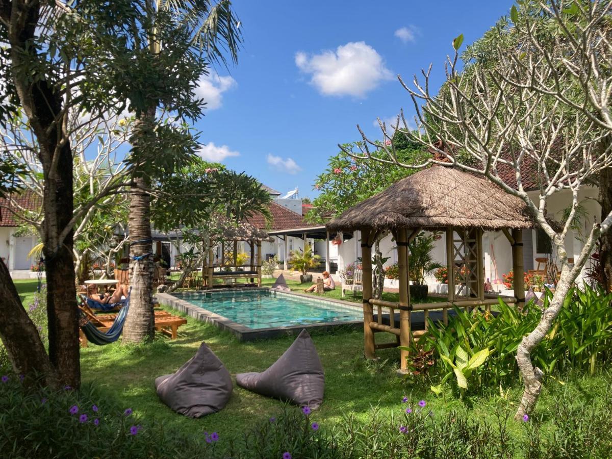 Hotel Rebels Point Jimbaran Exterior foto